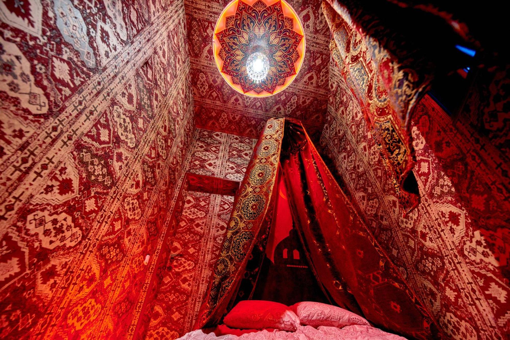 Domeparty: Exclusive Dome House for Events Guest House Petropavlovskaya Borshchagovka Exterior photo